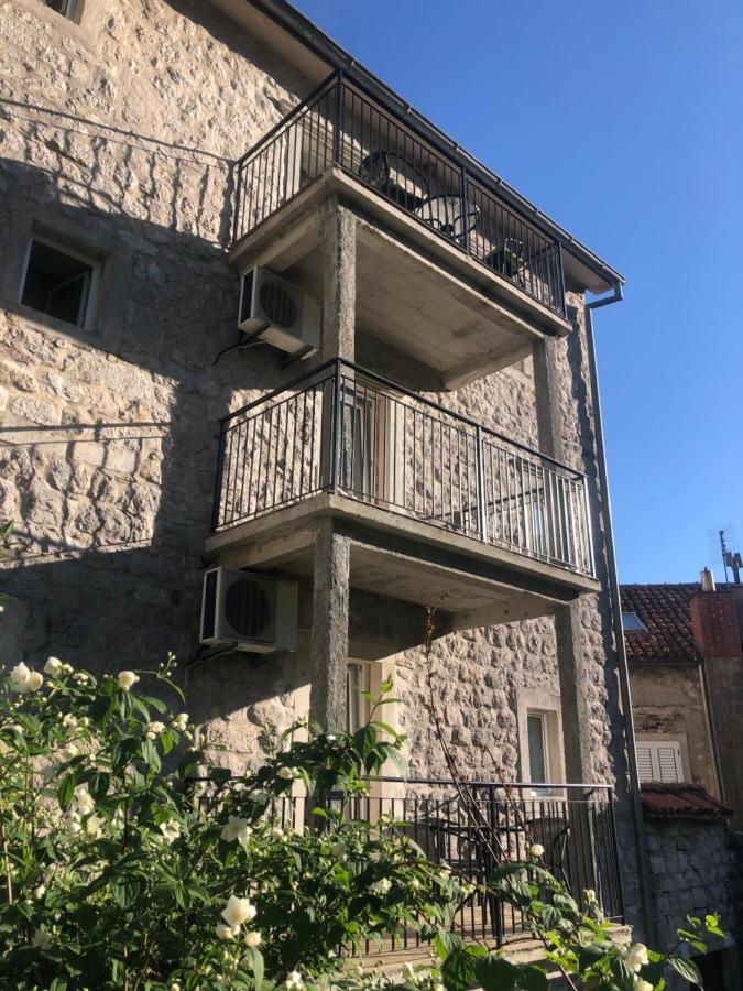 Pavle Apartmani Risan Zewnętrze zdjęcie